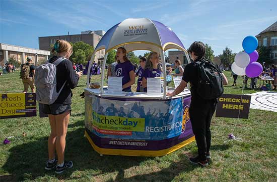 student workers at fresh check day